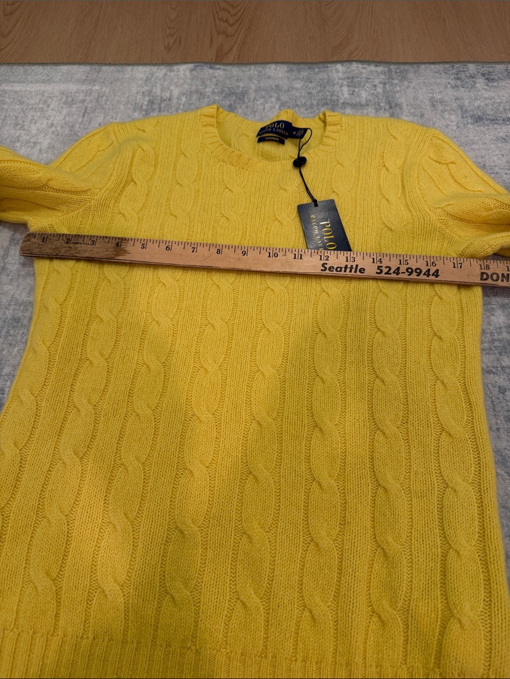 NWT Polo Ralph Lauren 100% cashmere women’s sweater size medium yellow - Picture 4 of 6